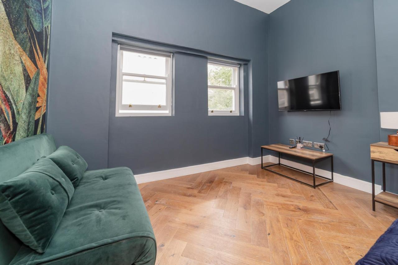 Morden Studio Flat Moments Away From Brighton Seafront Apartment Exterior photo