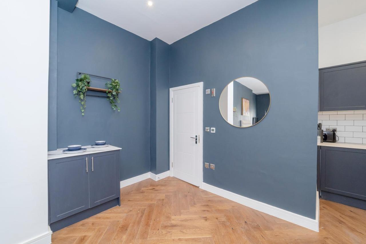 Morden Studio Flat Moments Away From Brighton Seafront Apartment Exterior photo