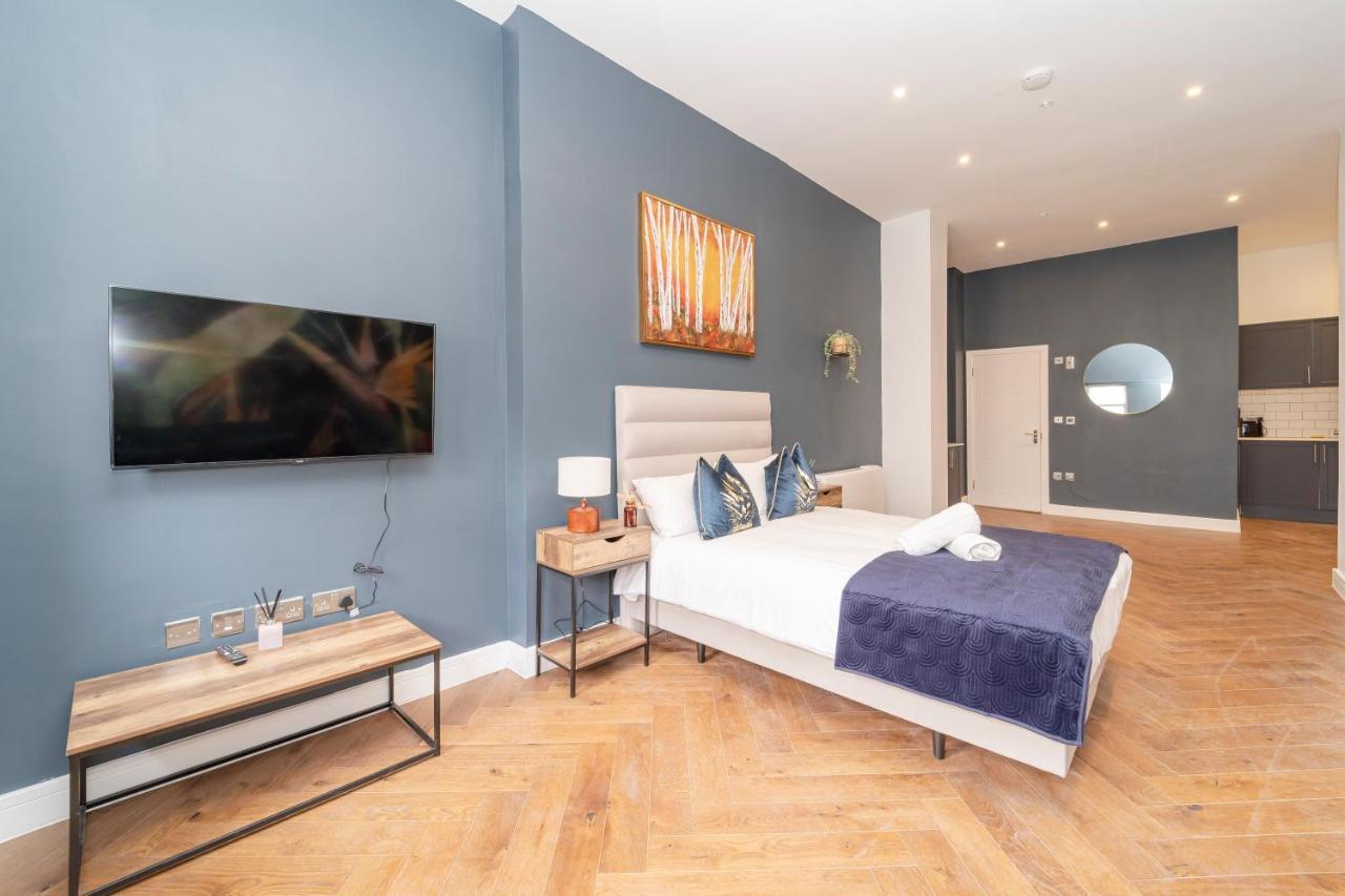 Morden Studio Flat Moments Away From Brighton Seafront Apartment Exterior photo